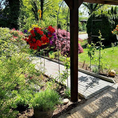 Kuenstler Ferienwohnung 3 Zimmer Kueche Bad Zentrale Lage Wulsbuttel Екстериор снимка