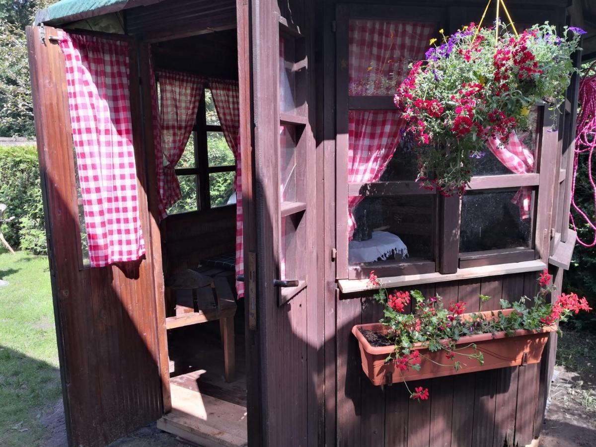 Kuenstler Ferienwohnung 3 Zimmer Kueche Bad Zentrale Lage Wulsbuttel Екстериор снимка