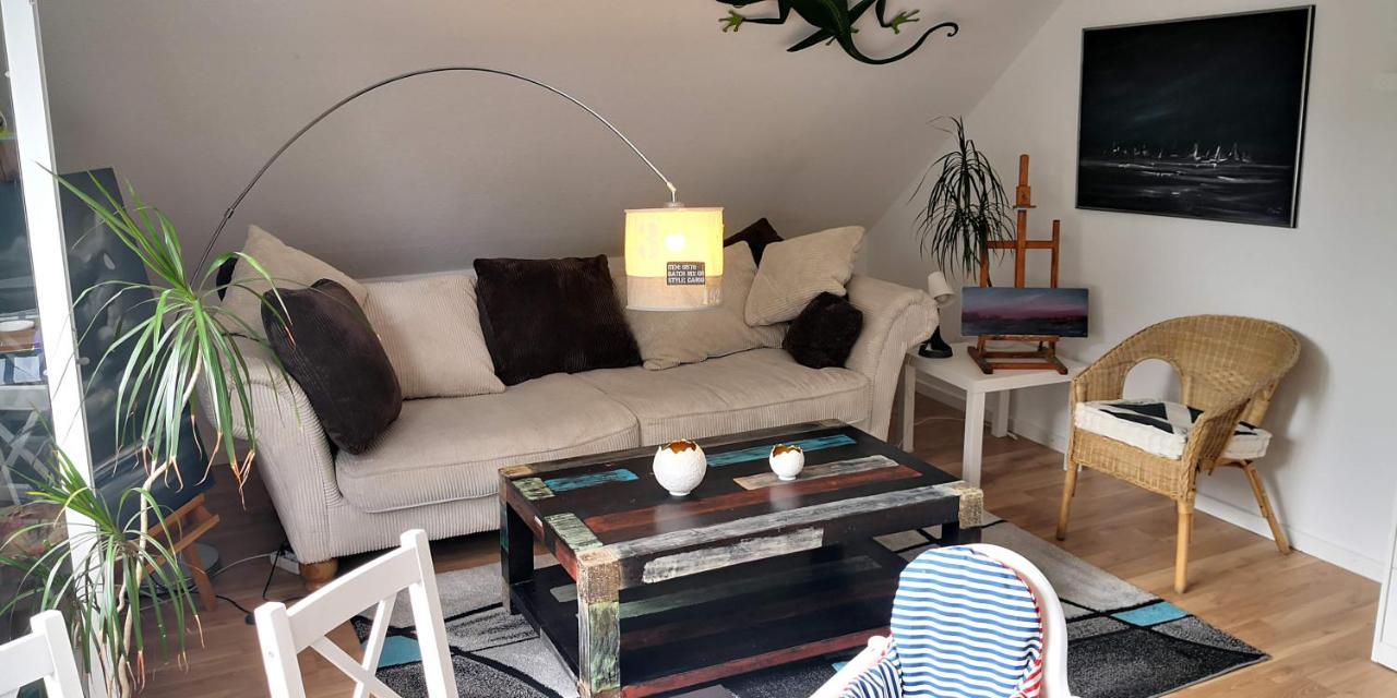 Kuenstler Ferienwohnung 3 Zimmer Kueche Bad Zentrale Lage Wulsbuttel Екстериор снимка