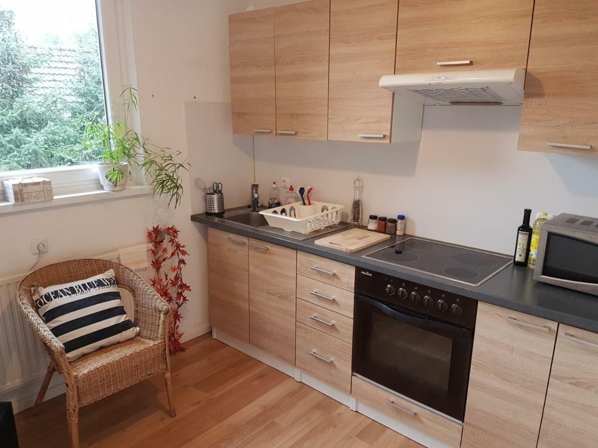 Kuenstler Ferienwohnung 3 Zimmer Kueche Bad Zentrale Lage Wulsbuttel Екстериор снимка