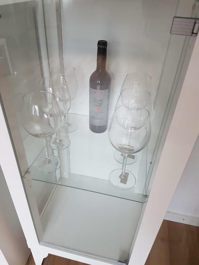 Kuenstler Ferienwohnung 3 Zimmer Kueche Bad Zentrale Lage Wulsbuttel Екстериор снимка